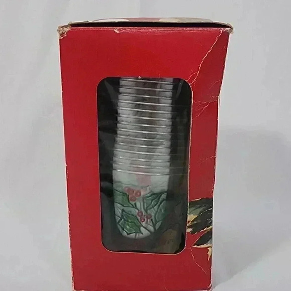 VTG Hefty Holiday Tumblers Crystal Plastic Seasons Greetings Cups 18 Christmas - Picture 3 of 11